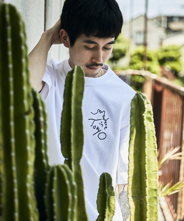 Small Logo Tee / Designed by Tomoo Gokita / White x Chacord