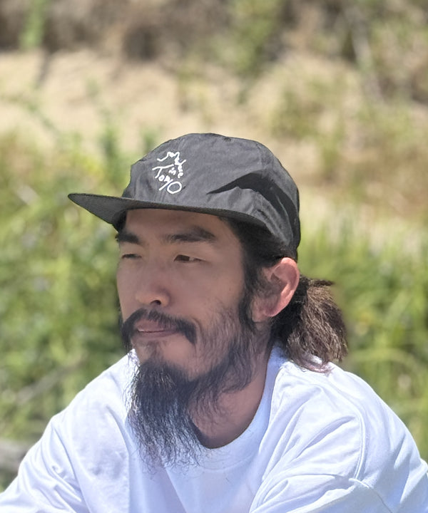 6 Panel Logo Cap / Design by Tomoo Gokita / Black x White