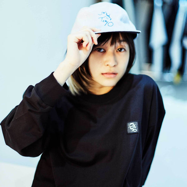 Emblem Sweatshirt Tee