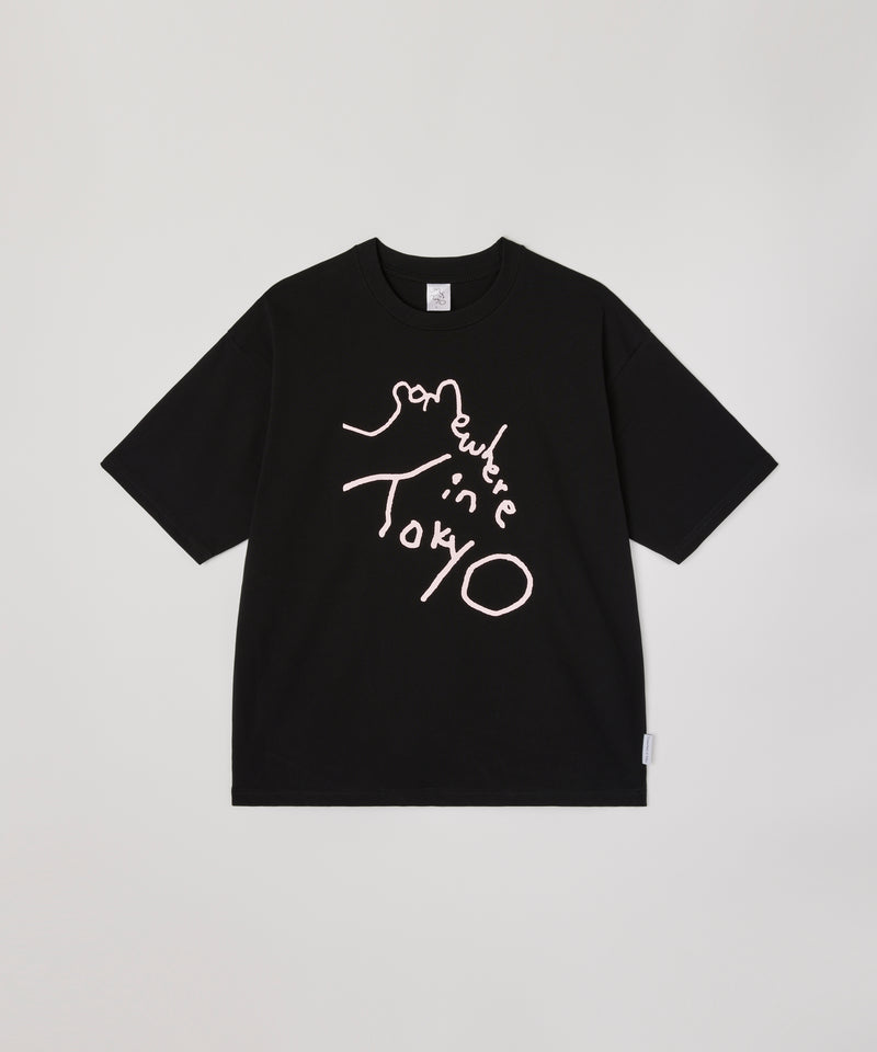 Logo Tee / Designed by Tomoo Gokita / Black x Lite Pink