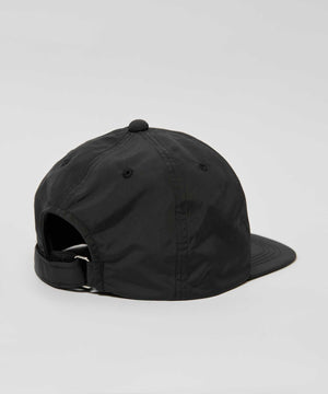 都内某所 Cap / Designed by Hiroaki Ooka